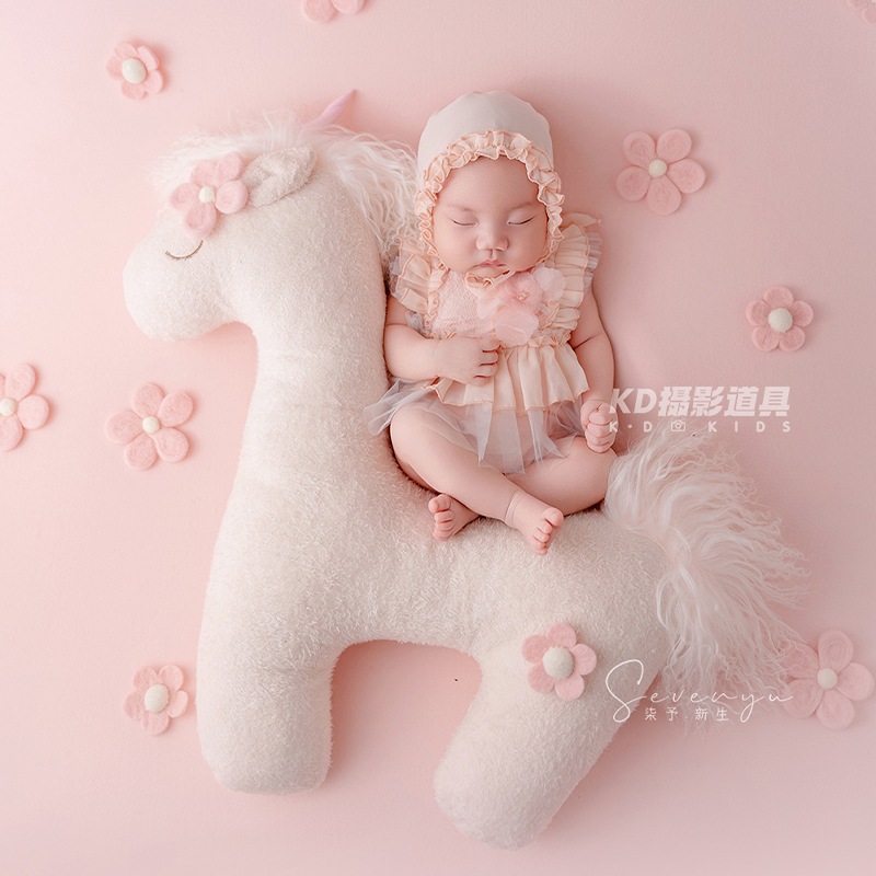 Infant Photography Props Outfit - かわいいユニコーンテーマ新生児写真撮影小道具プリンセススタイルピンクレースロンパースとお揃いの帽子付き幼児スタジオ写真撮影衣装