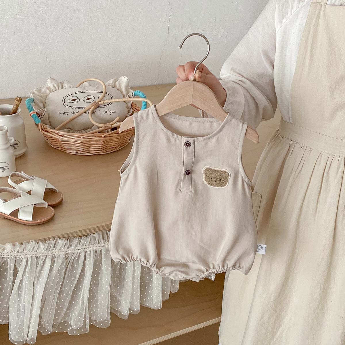 ベビーサマーベア薄手ノースリーブジャンプスーツ、ベビーボーイ - Baby Summer Linen Sleeveless Jumpsuit のレビューと価格