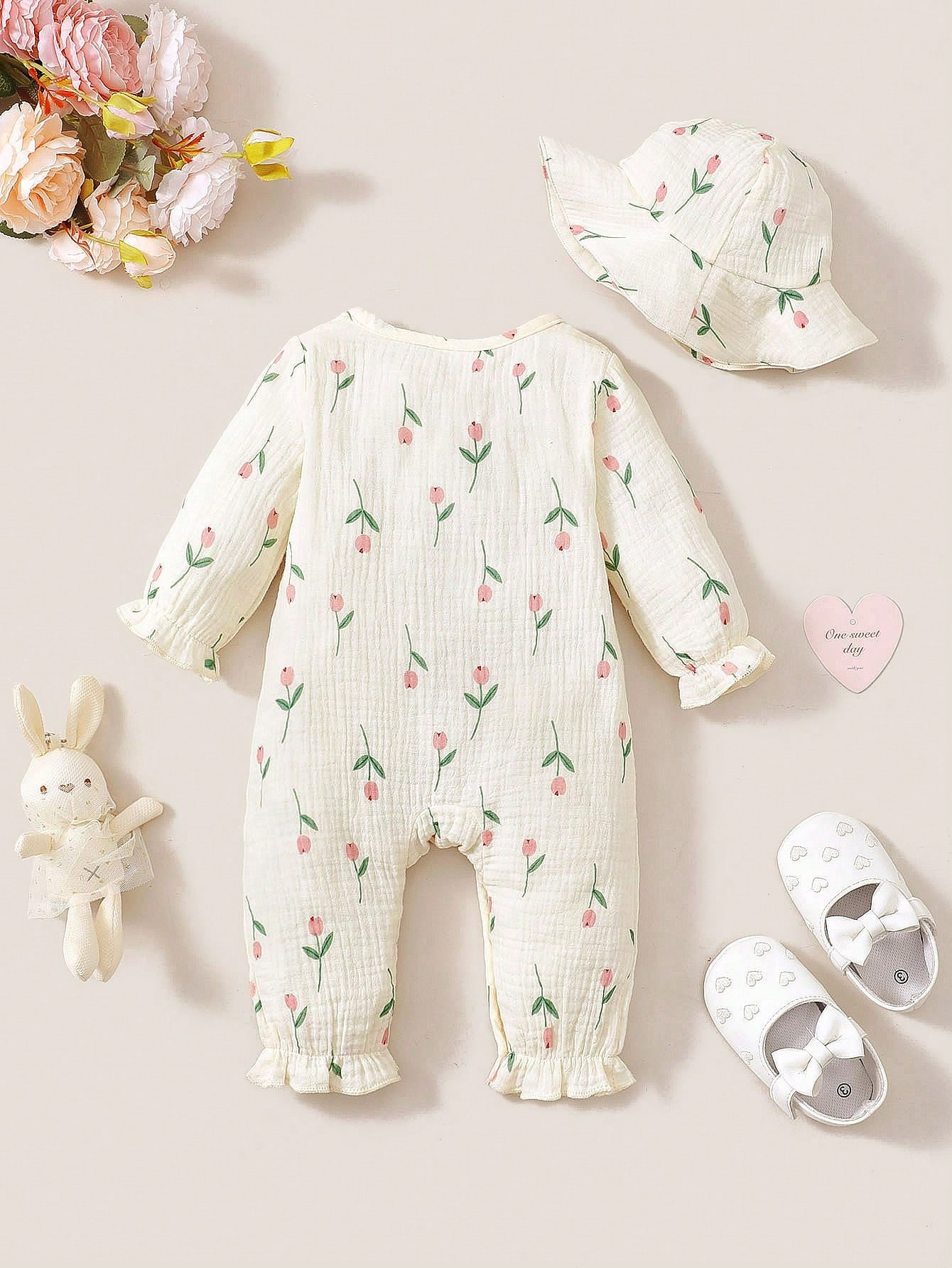 ベビーガール用、春・秋に着用できる長袖ガーゼ素材のロンパース - Newborn Baby Girl Romper Floral のレビューと価格
