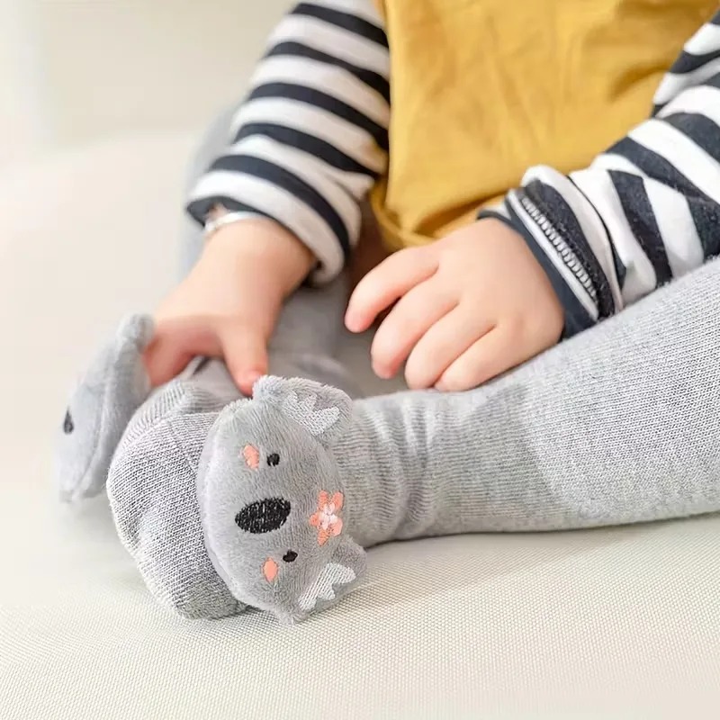 冬用厚手コットンキッズロングソックス3D漫画ぬいぐるみオーバ - Unisex Baby Socks Non Slip のレビューと価格